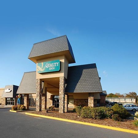Quality Inn Shenandoah Valley Нью-Маркет Экстерьер фото