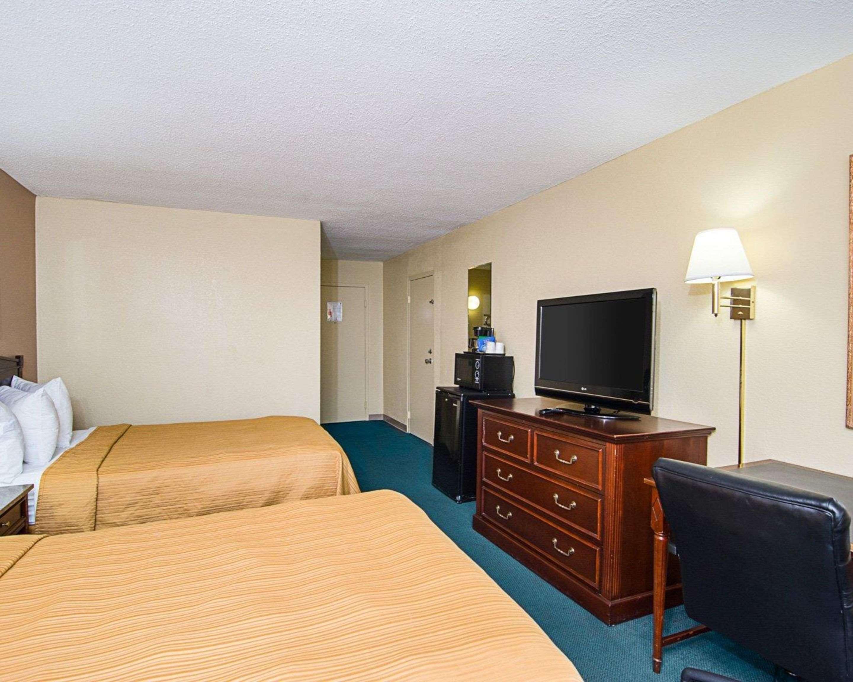 Quality Inn Shenandoah Valley Нью-Маркет Экстерьер фото