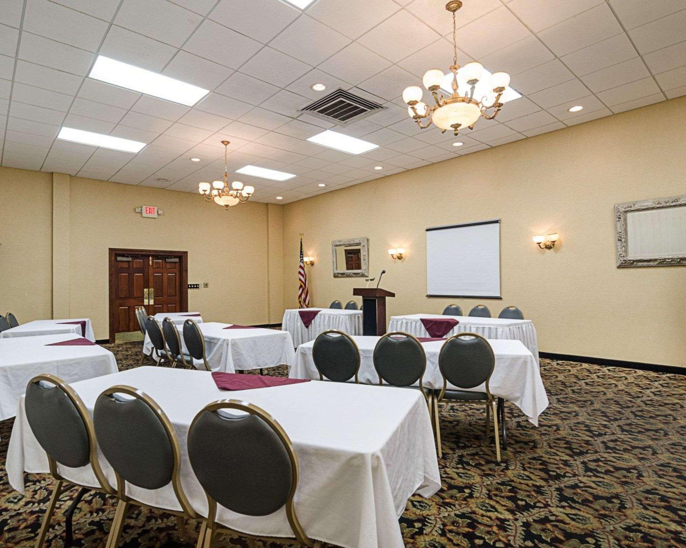 Quality Inn Shenandoah Valley Нью-Маркет Экстерьер фото